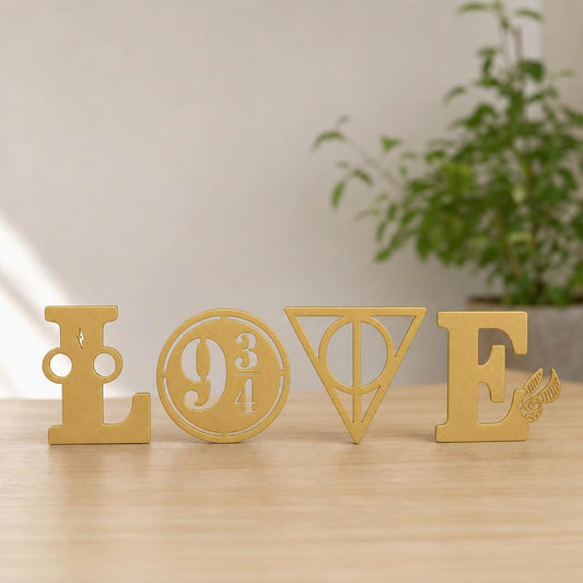 Cuadro LOVE — Dorado